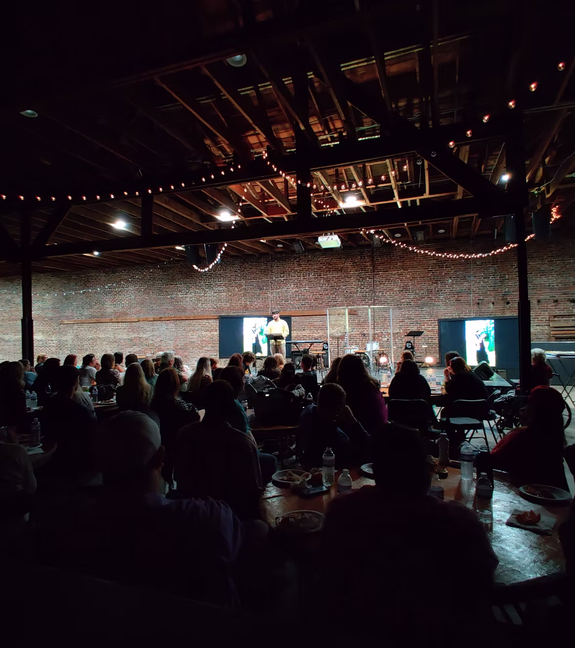 LifeSource worship gathering